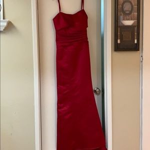 A red prom dress